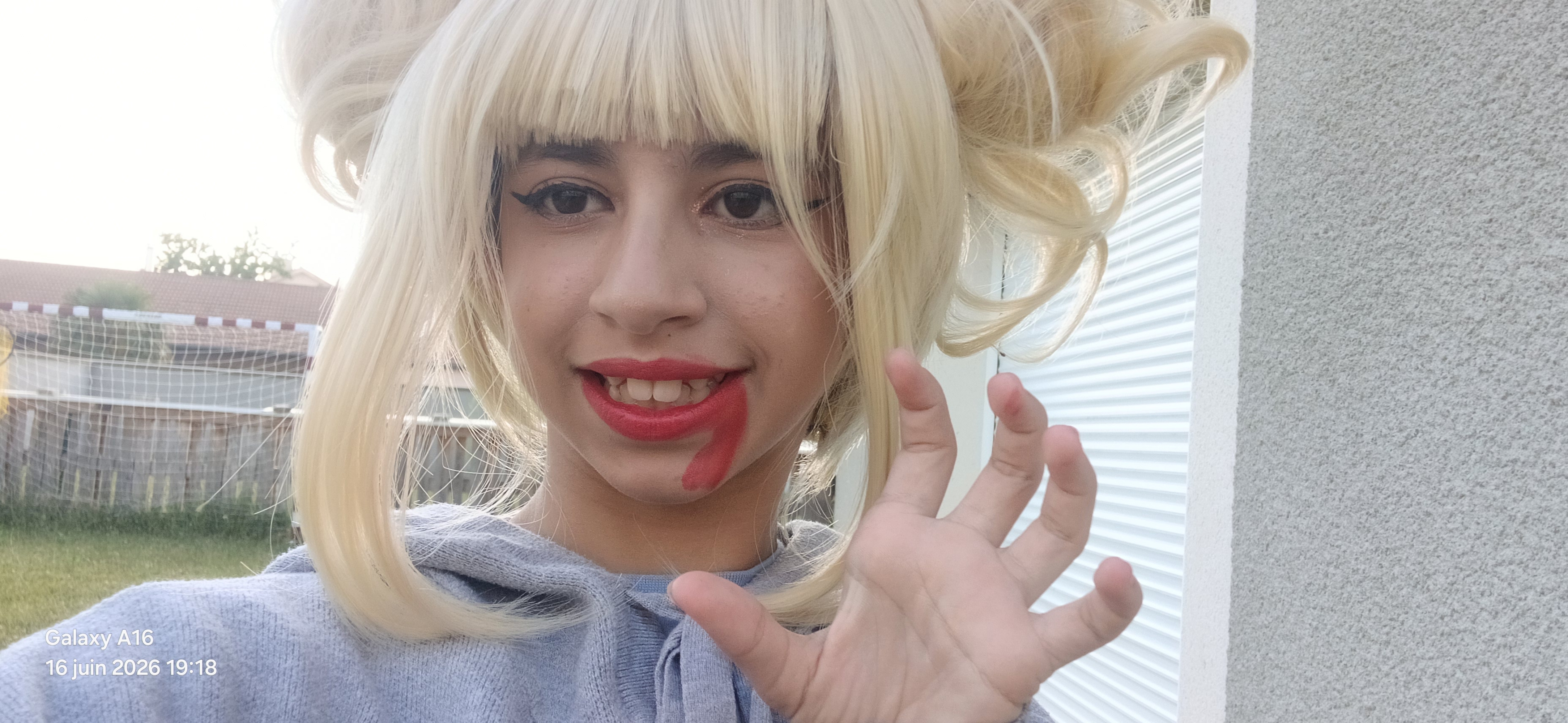 Toga, photo 7