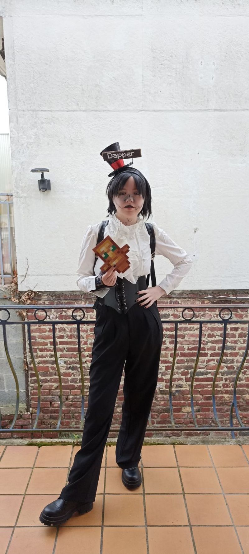 Creepycristal – Dapper