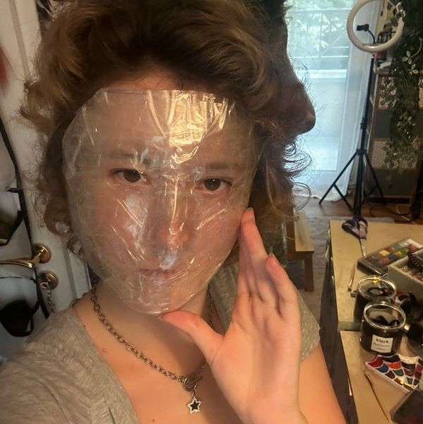 Make the base of the mask, illustration 1