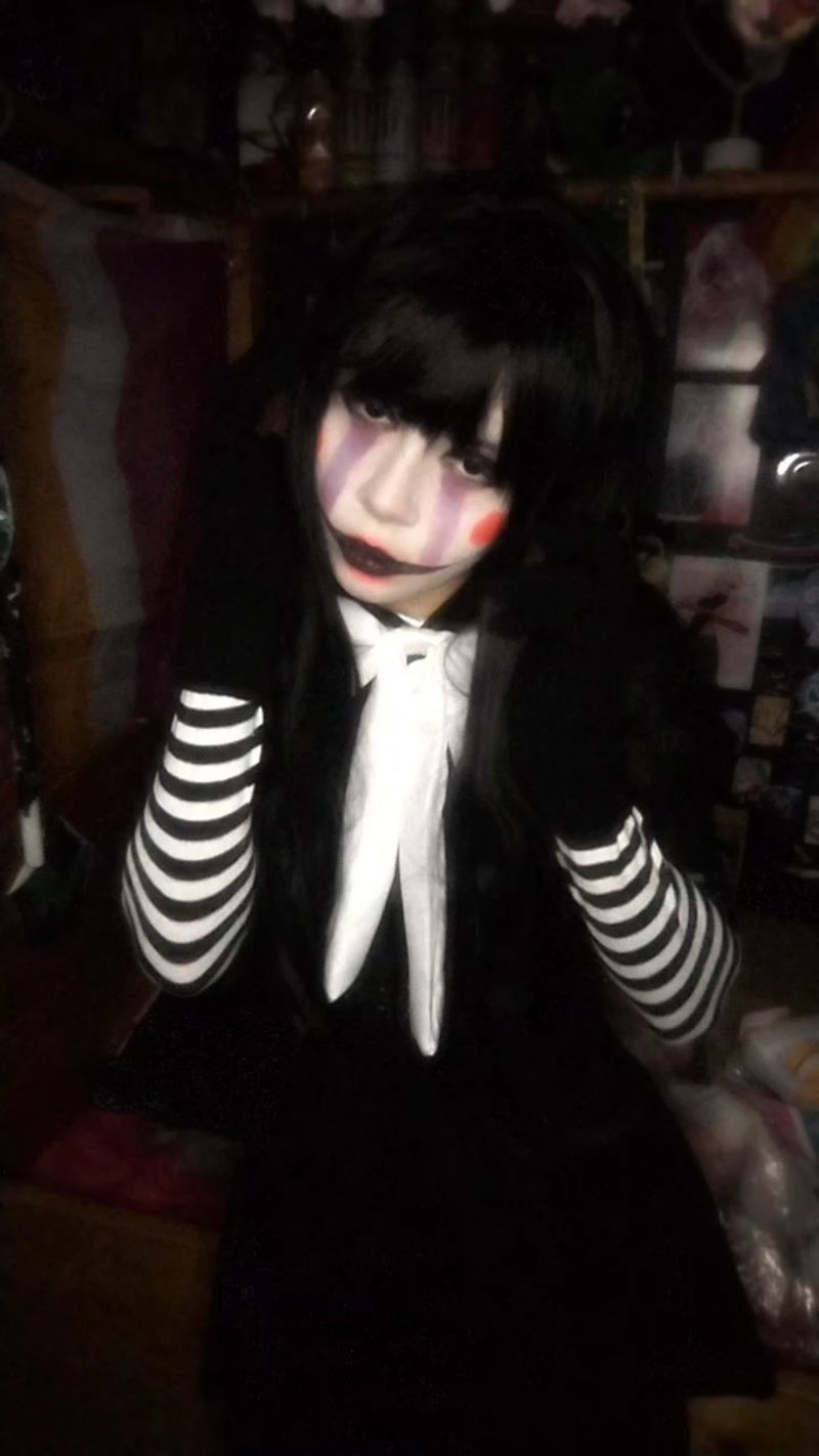 Moondrop_cosplay – Puppet