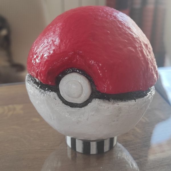 Atlas_cos• - Pokéball