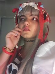 2v de yashiro nene preview 3