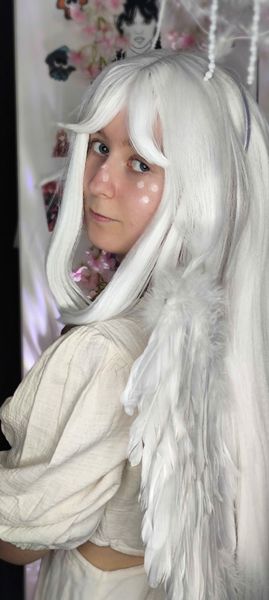 Olynya_.cos💮 - Emily🤍
