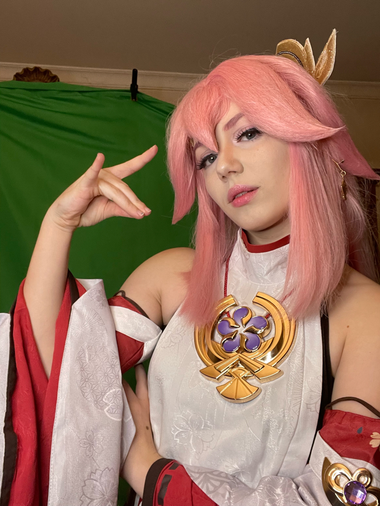 Yae Miko — photo 6