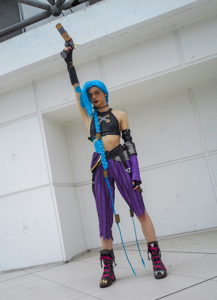 Jinx - Photo 1
