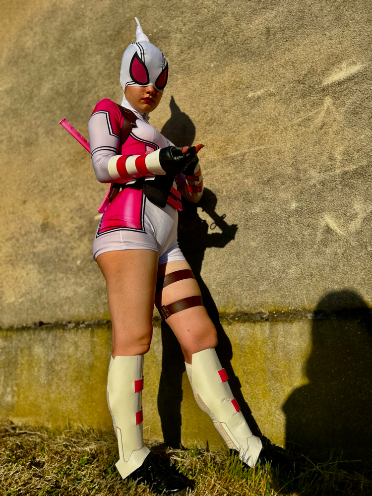 Gwenpool — photo 23