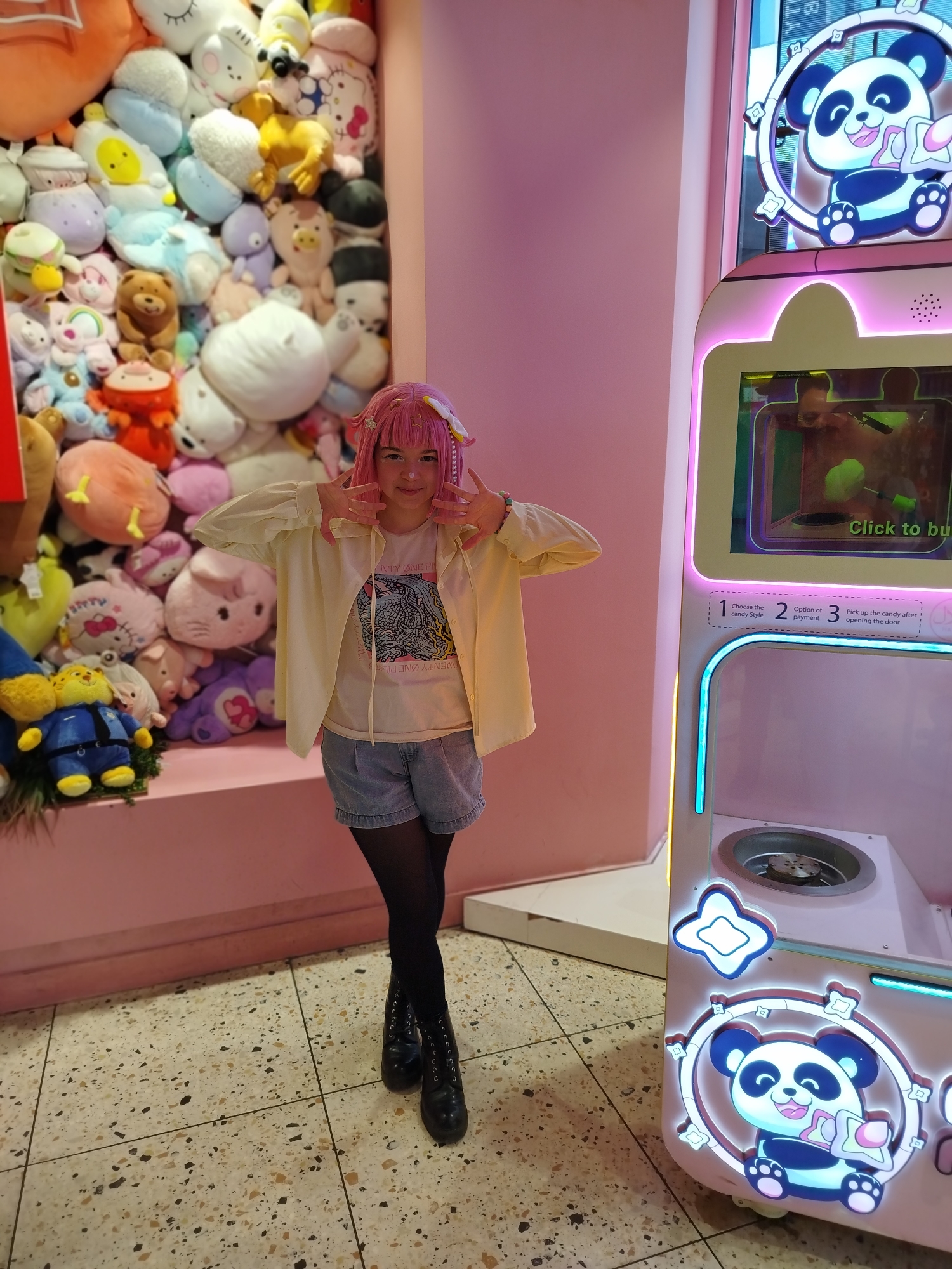 Emu 🩷🎉 — photo 22