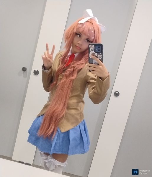 Moondrop_cosplay - Monika