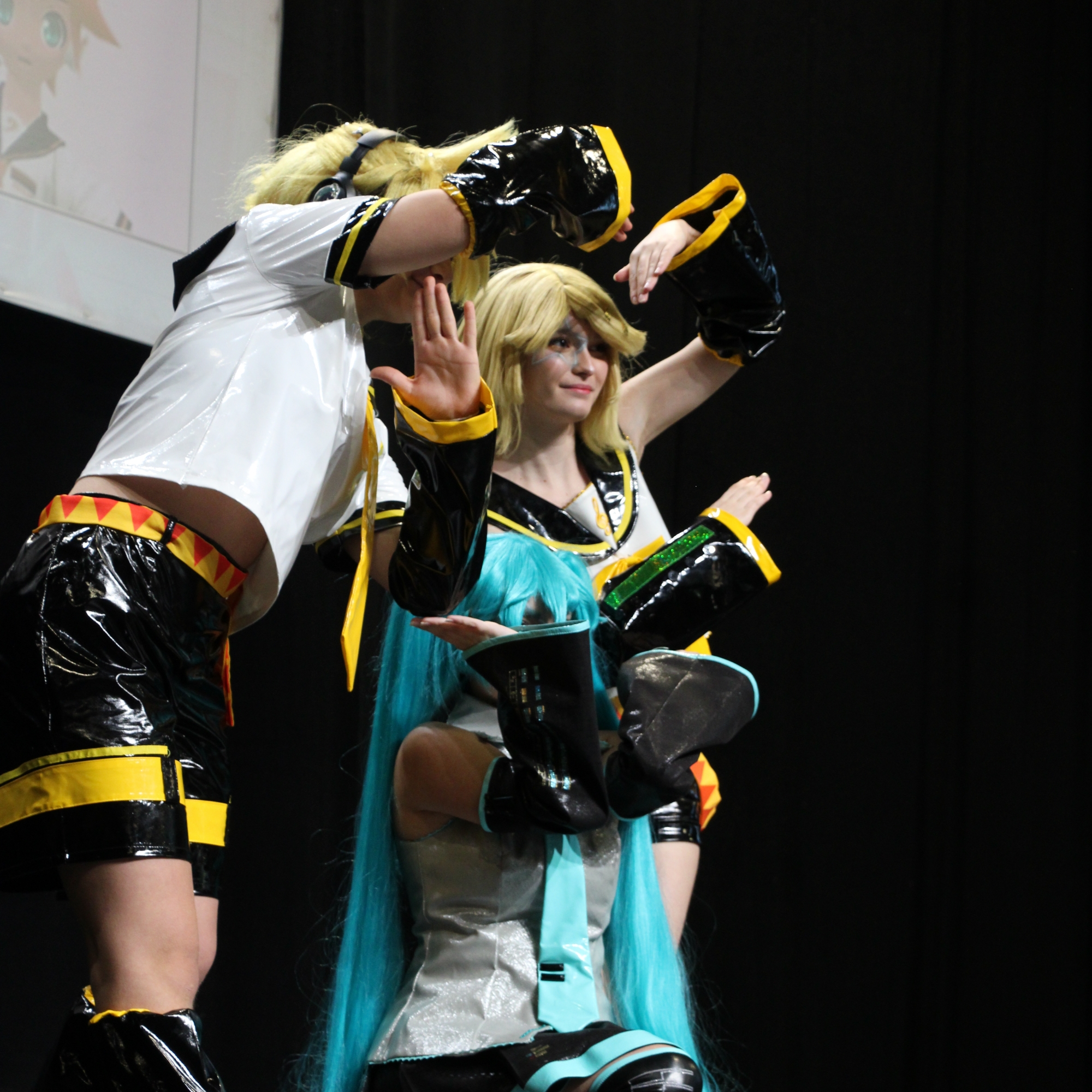 Trio Vocaloid 