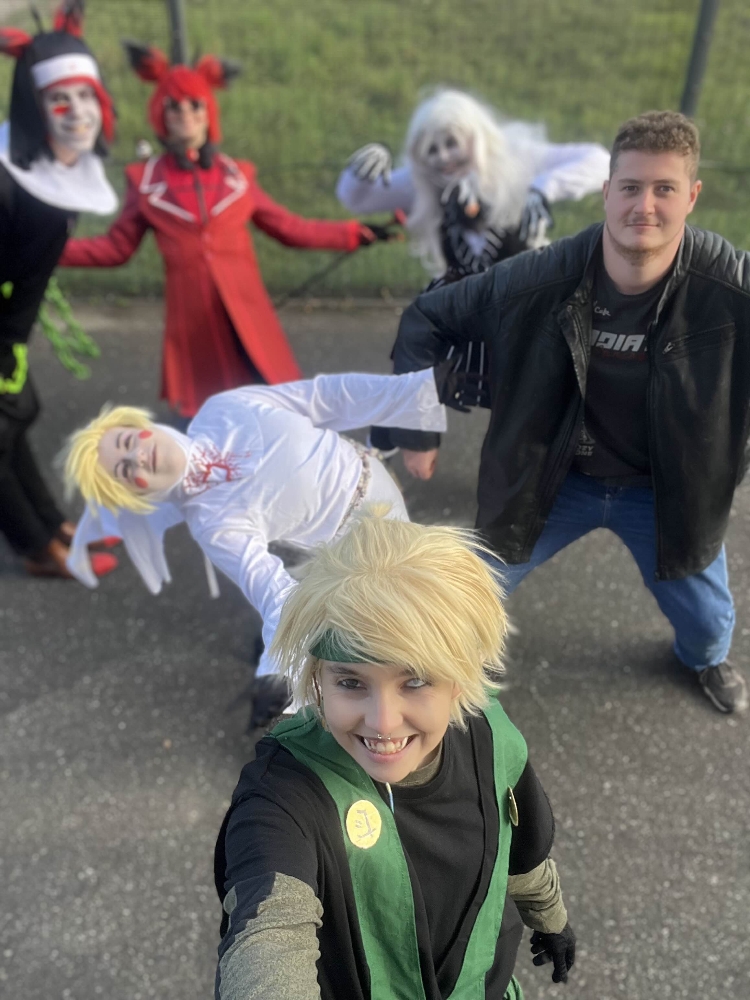 Lloyd (w/ Kai) - Photo 10