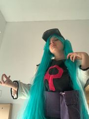 Hatsune Miku Rocket preview 2