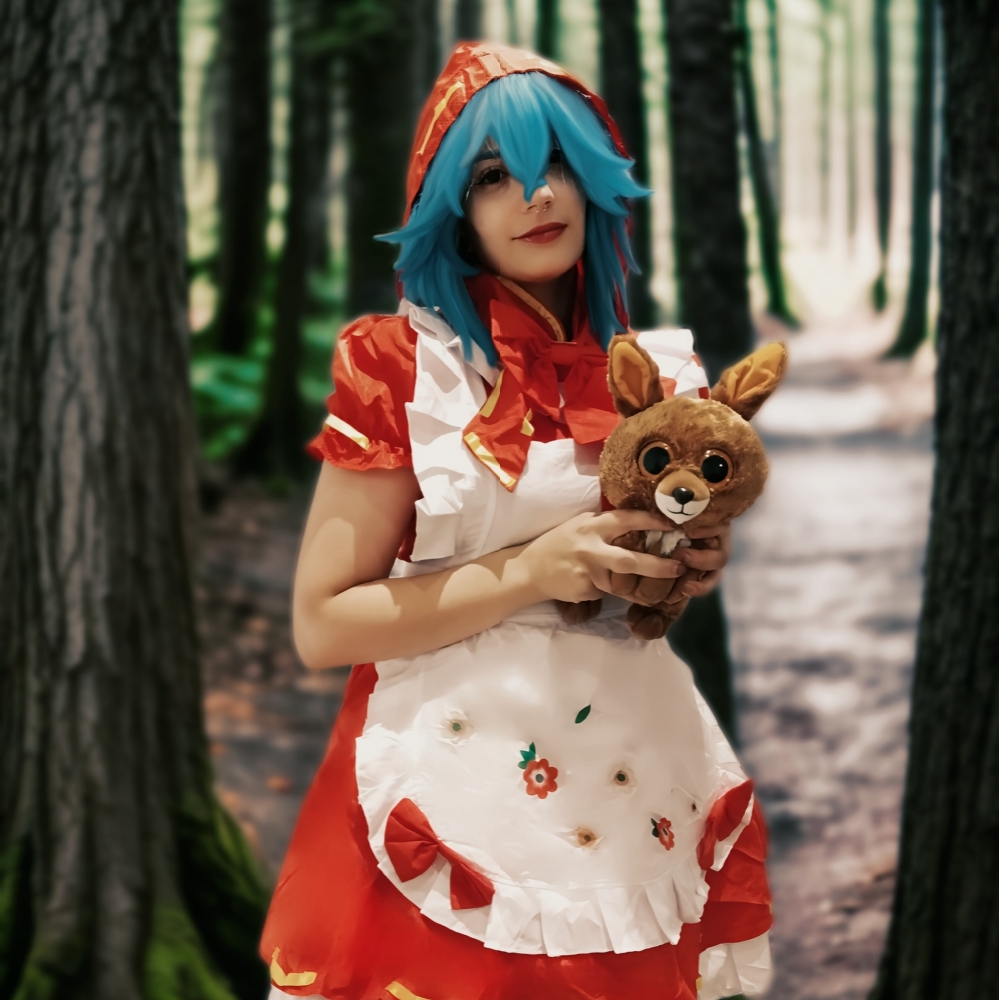 Miku Red Riding Hood