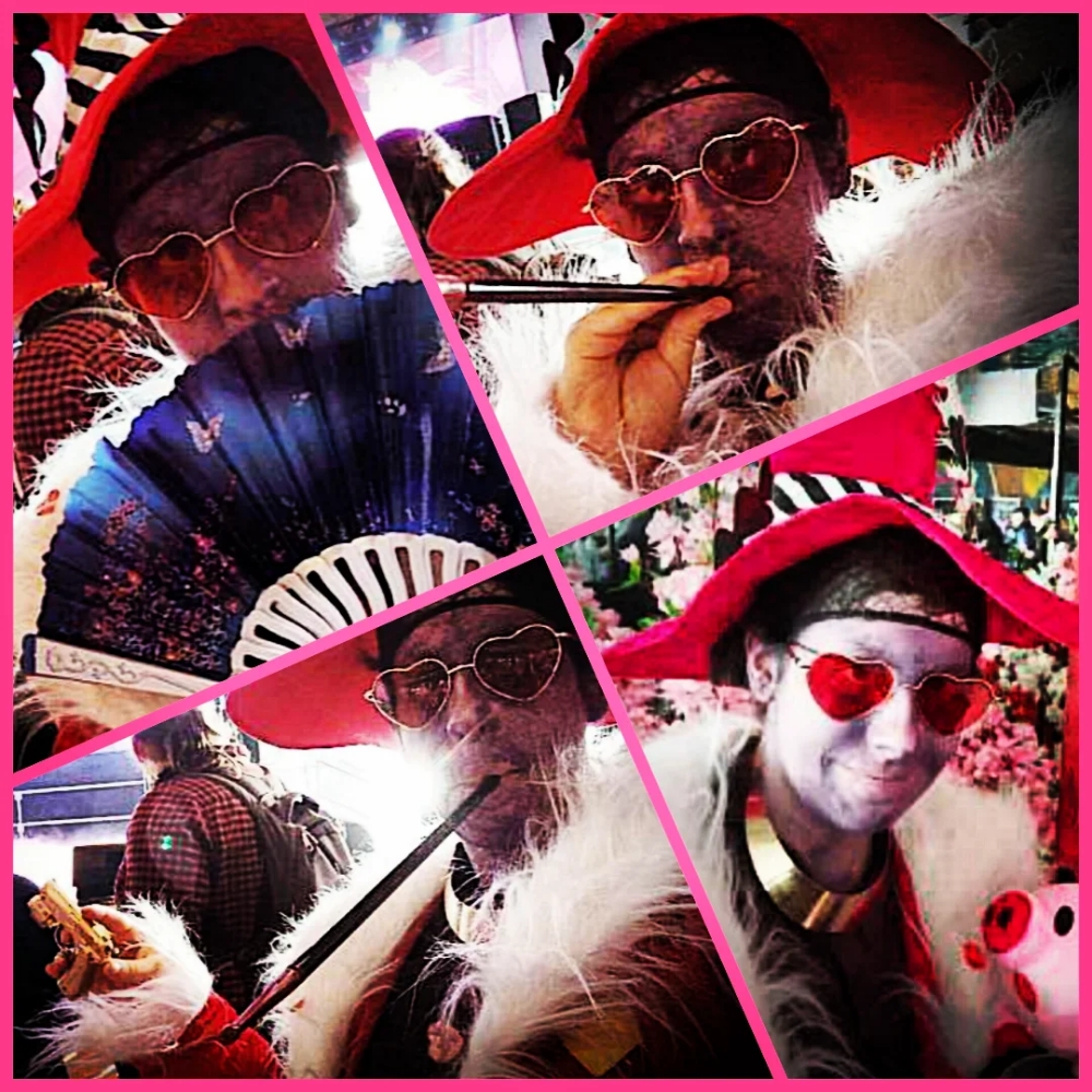 Valentino  - Photo 2