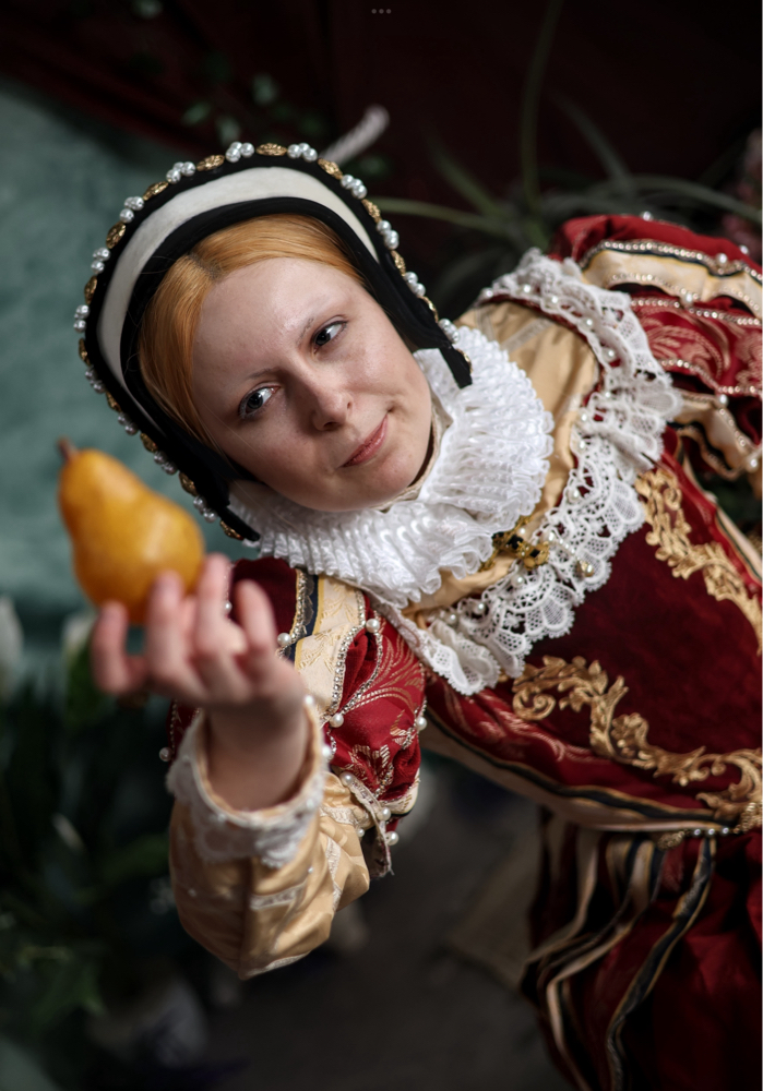 Mary I of England Cosplay - Photo 12