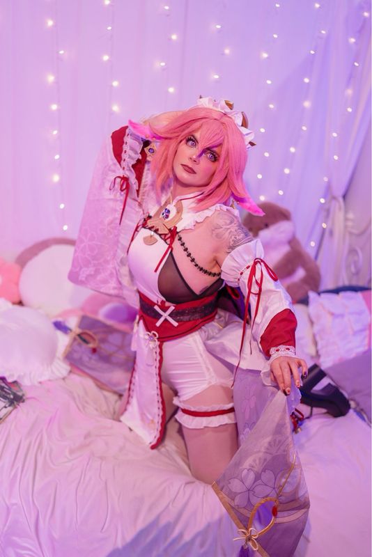 Birdy_cosplay – Yae Miko Maid vers.