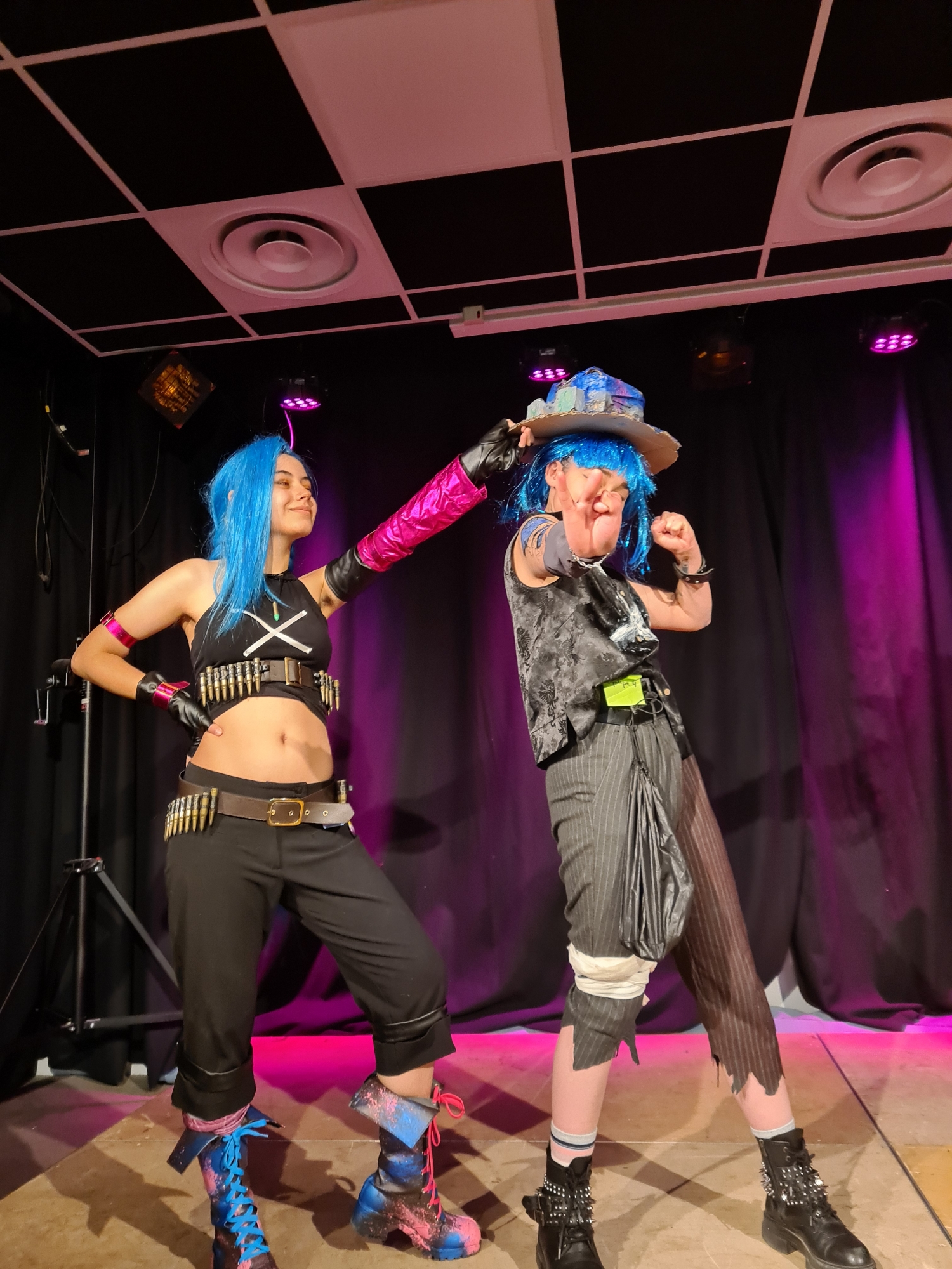 Jinx, photo 20
