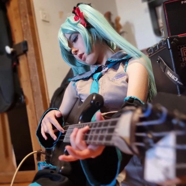 Clwraa._ - Miku