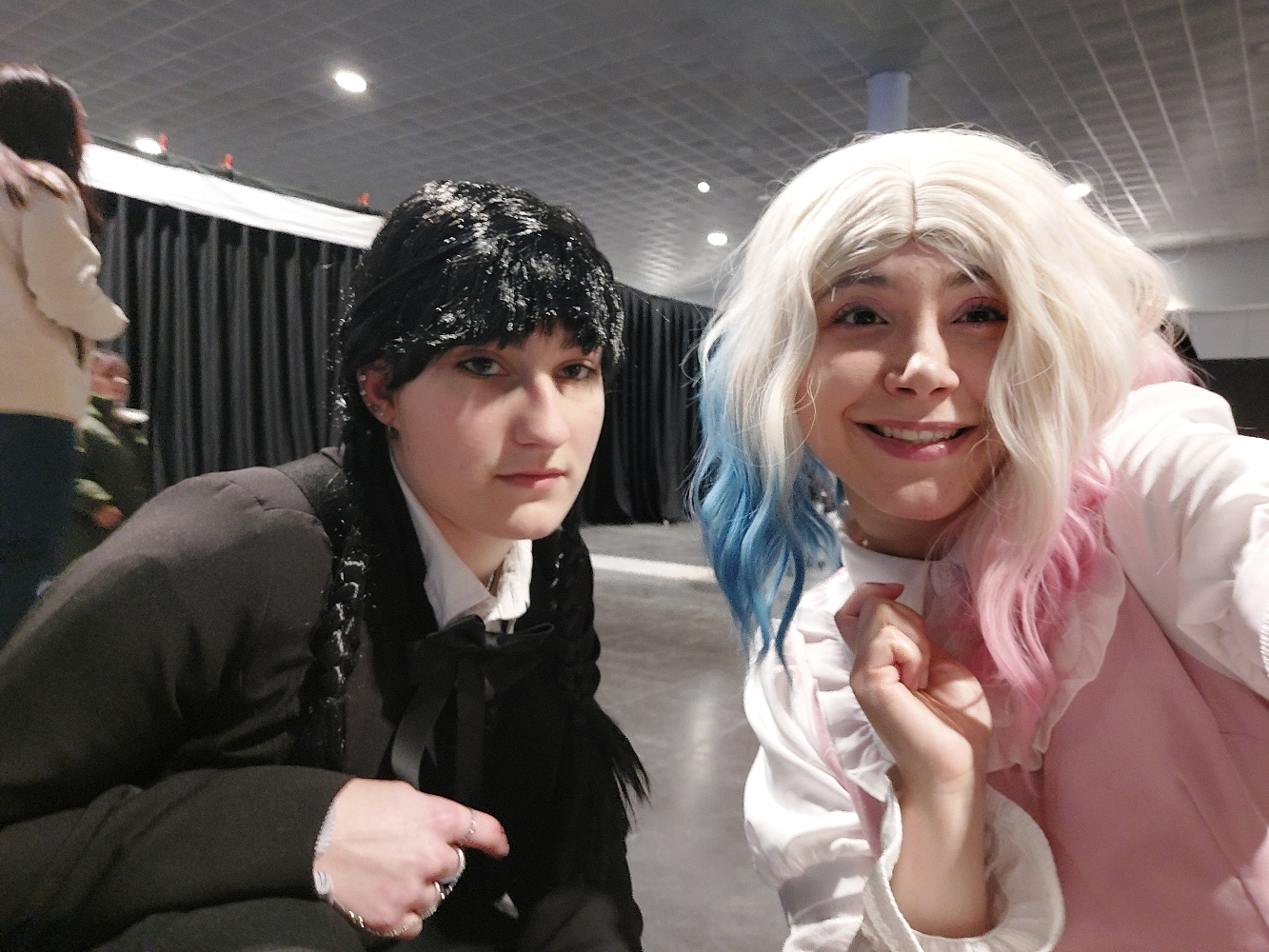 Enid et Mercredi - Photo 4