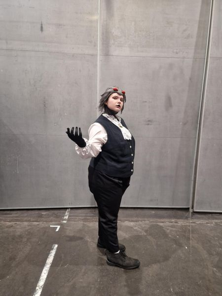 Thalis_cos - Stolas other outfit