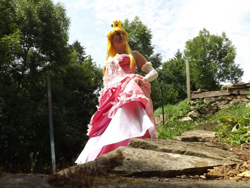 Lena_.cos – Princesse peach 