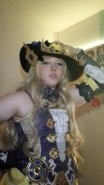 🎍nezuko_splay🎍 - Navia
