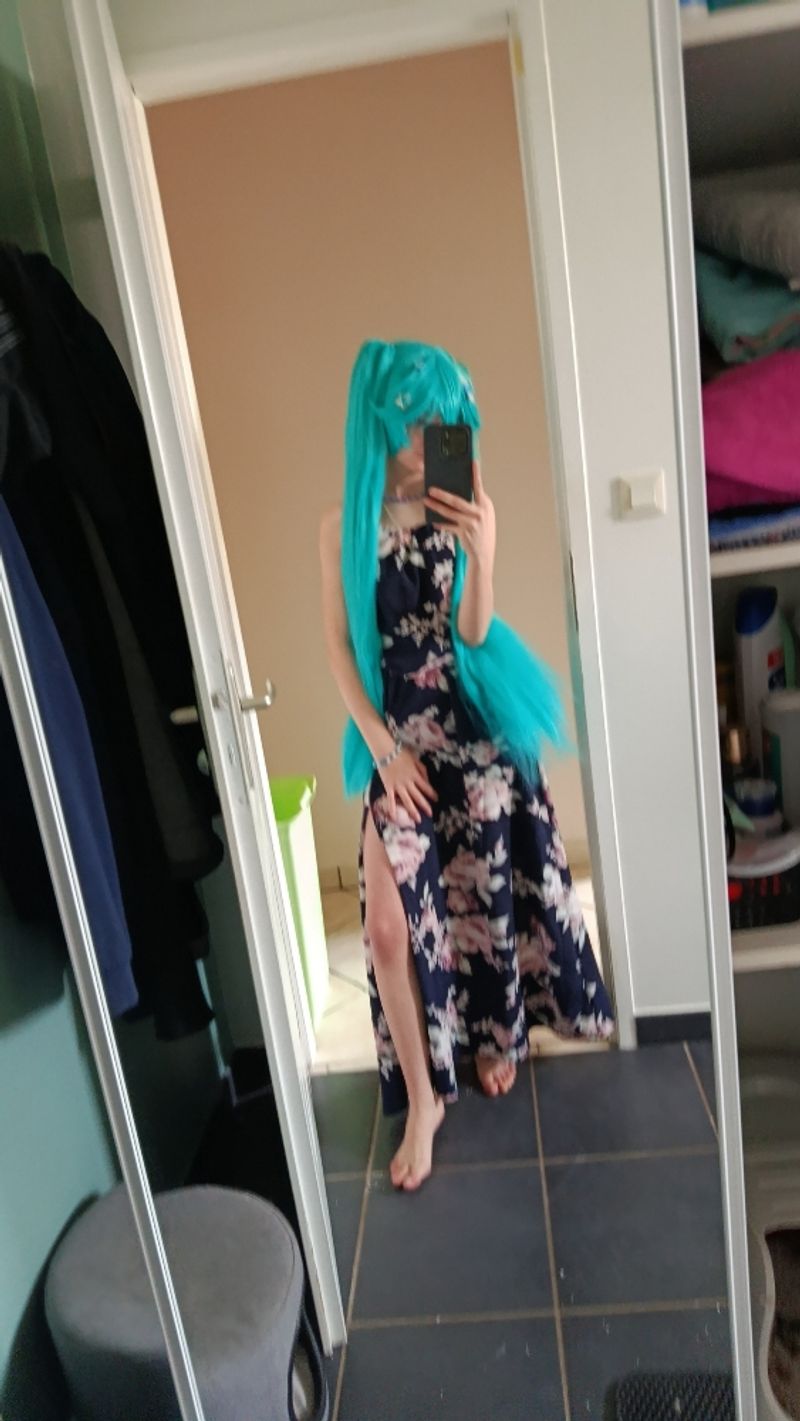 Ezekielcos – Mikuuuu