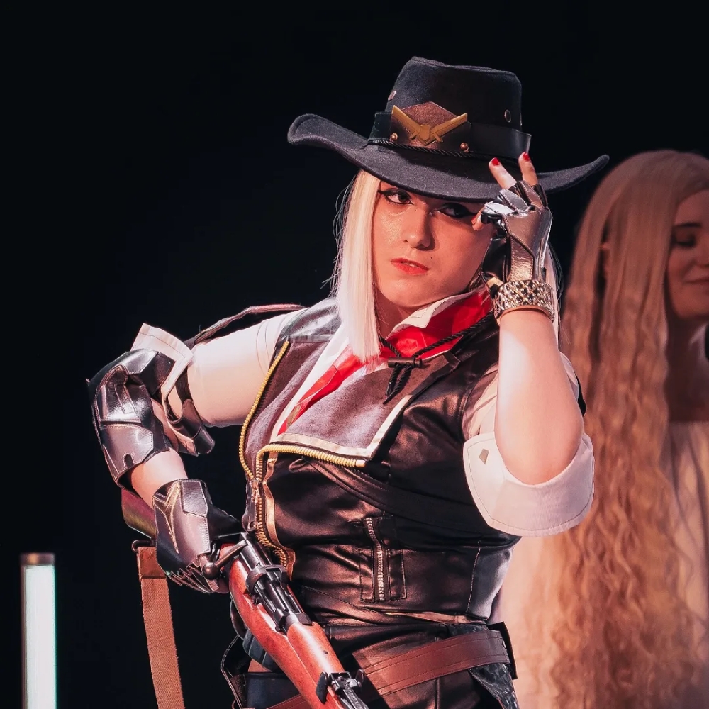 Elizabeth Ashe — OW - Photo 7