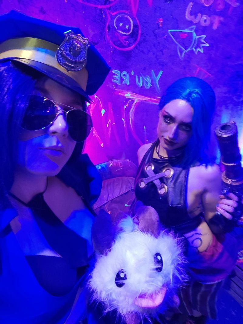 Laloutre – Agen Caitlyn