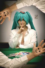 Miku, Uno preview 2