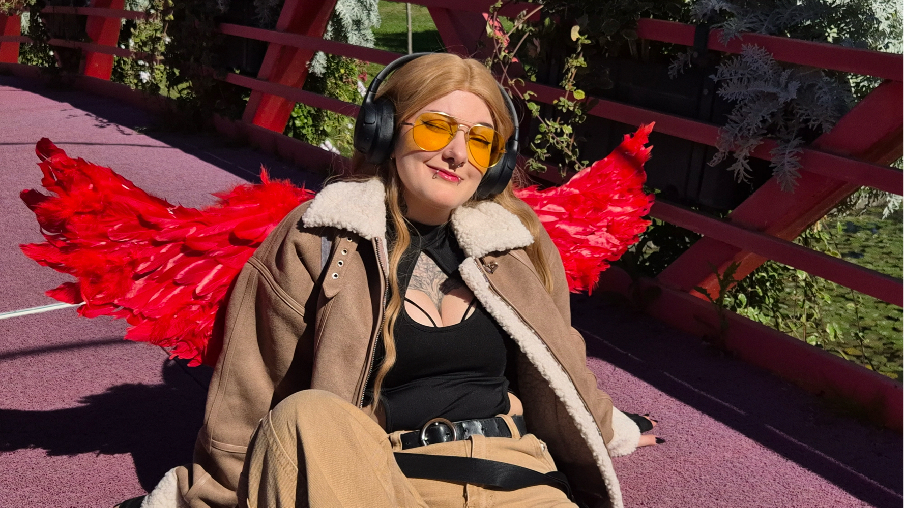 Hawks (genderbend) - Photo 2