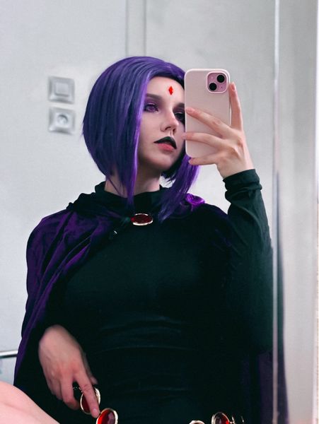 Methiden - teen titans raven 🖤