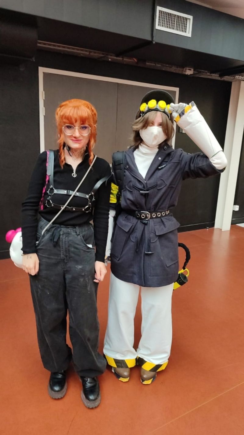 Br.ken_.sunflwr_ – Hashtag festival