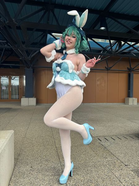 Oxyia - Miku White Rabbit