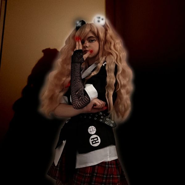 Bloupy_.cos - Junko Enoshima