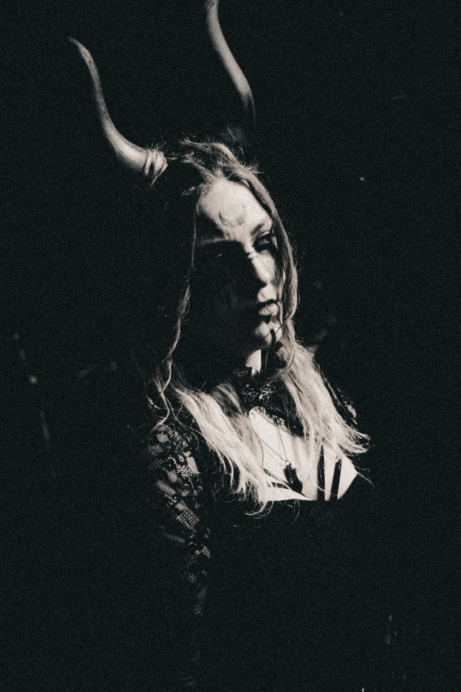 WITCH (V2) — photo 6