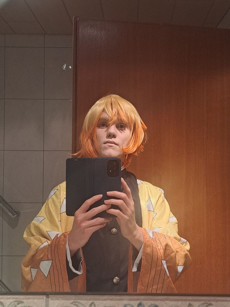 Crimsonwisteria – Zenitsu 