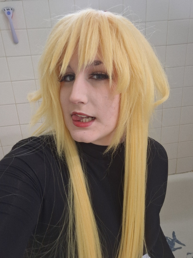 Eve (debut!) - Photo 6