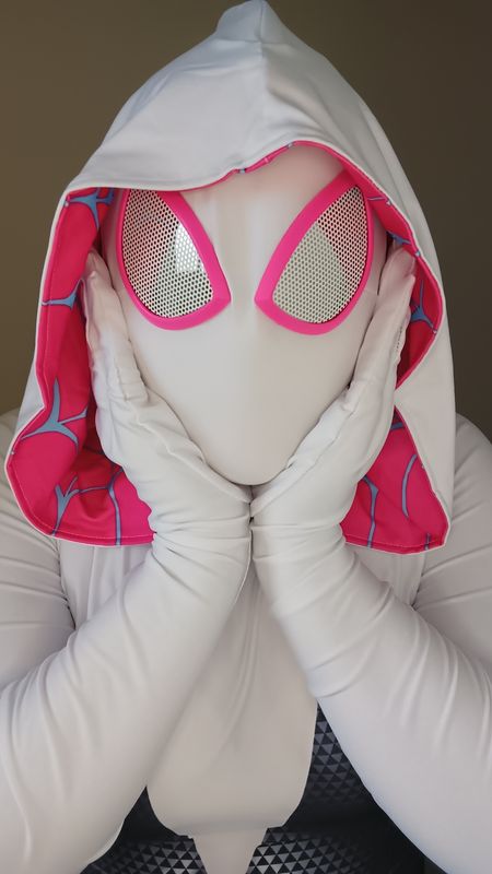 Alucard_cosplay – Spider Gwen 