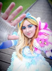 Alice in wonderland preview 2
