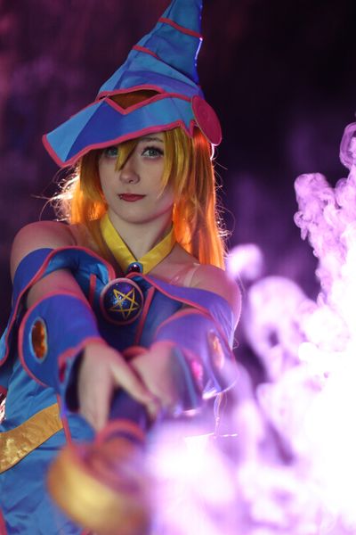 K.nae - Dark Magician Girl