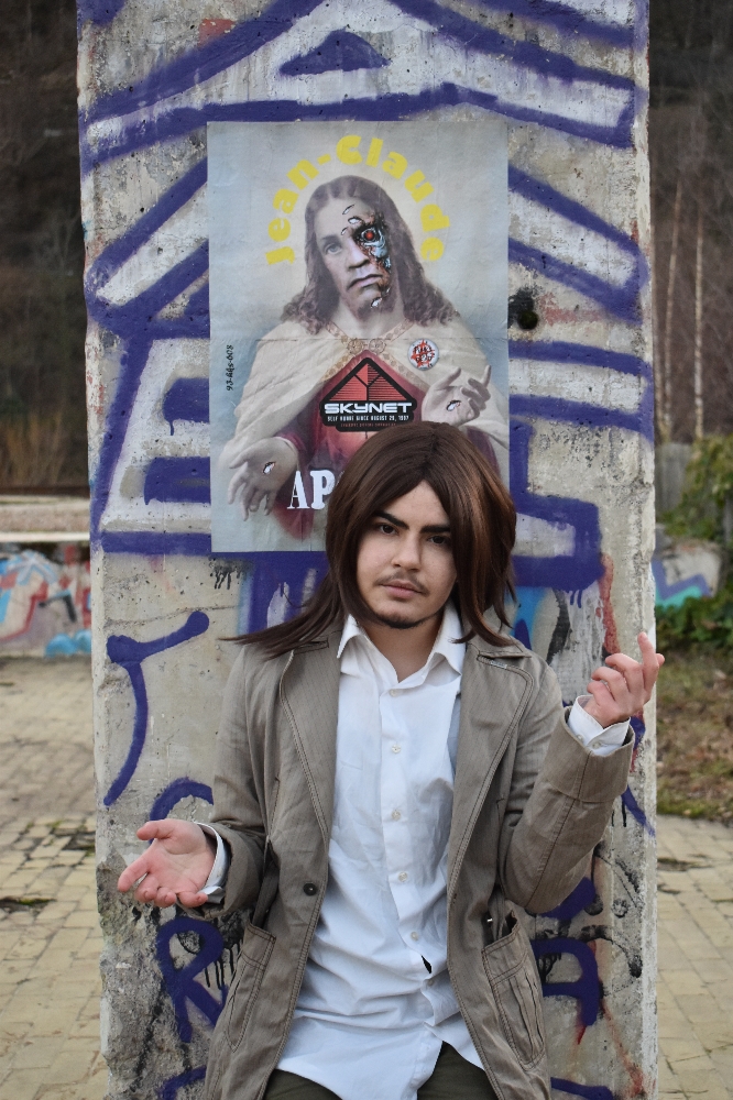 Eren Yeager - Photo 1