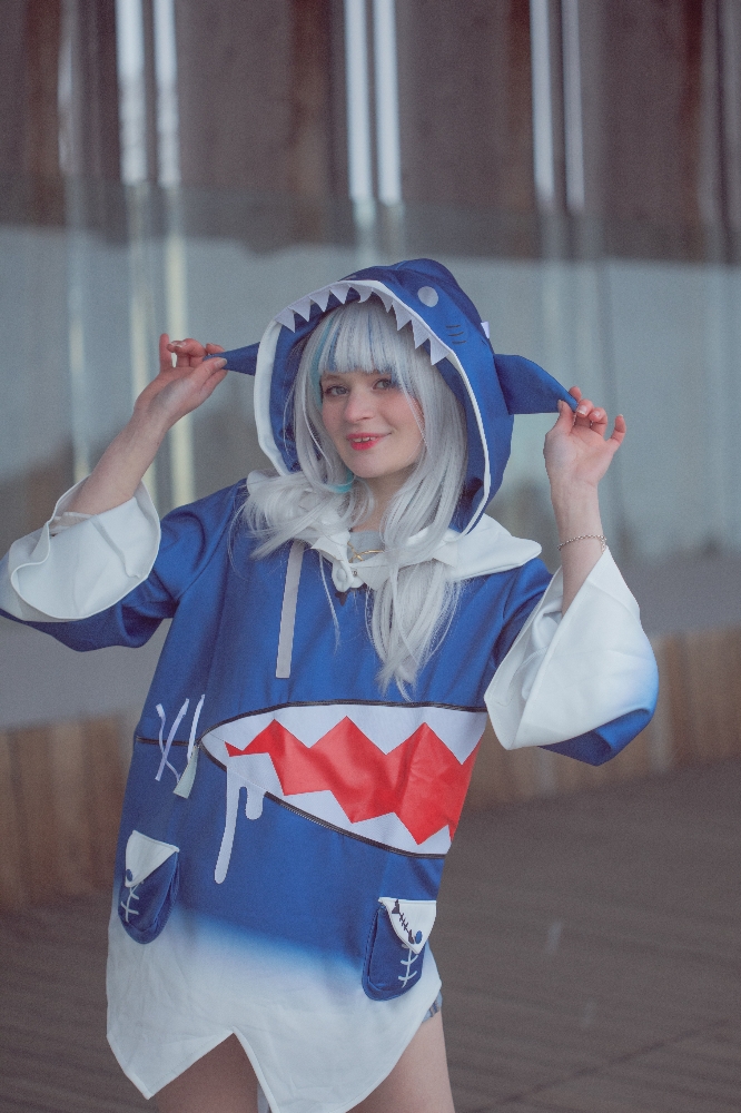 Gawr Gura - Laval - Photo 14