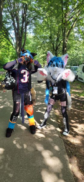 Aoi.cosplayz - Fursuit