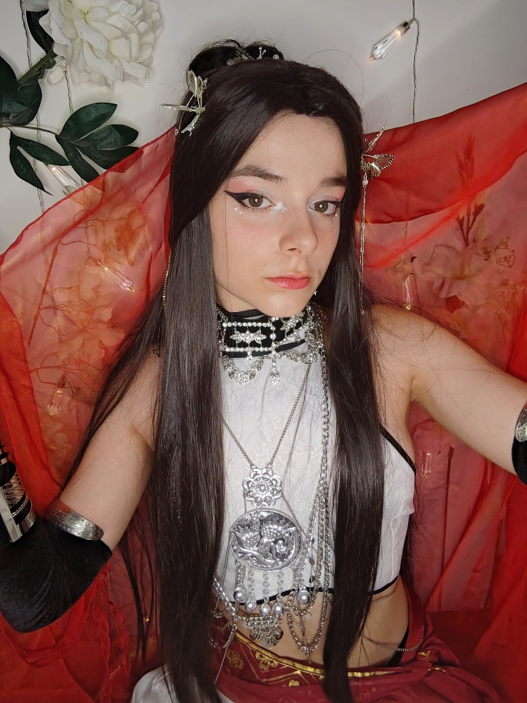 Xie Lian  - Photo 2