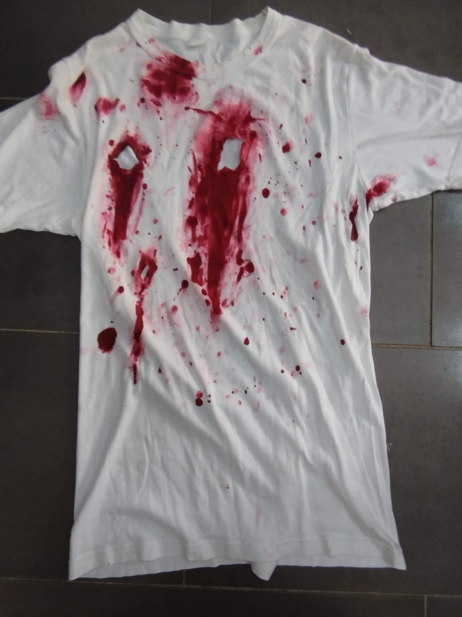 Props — photo 6