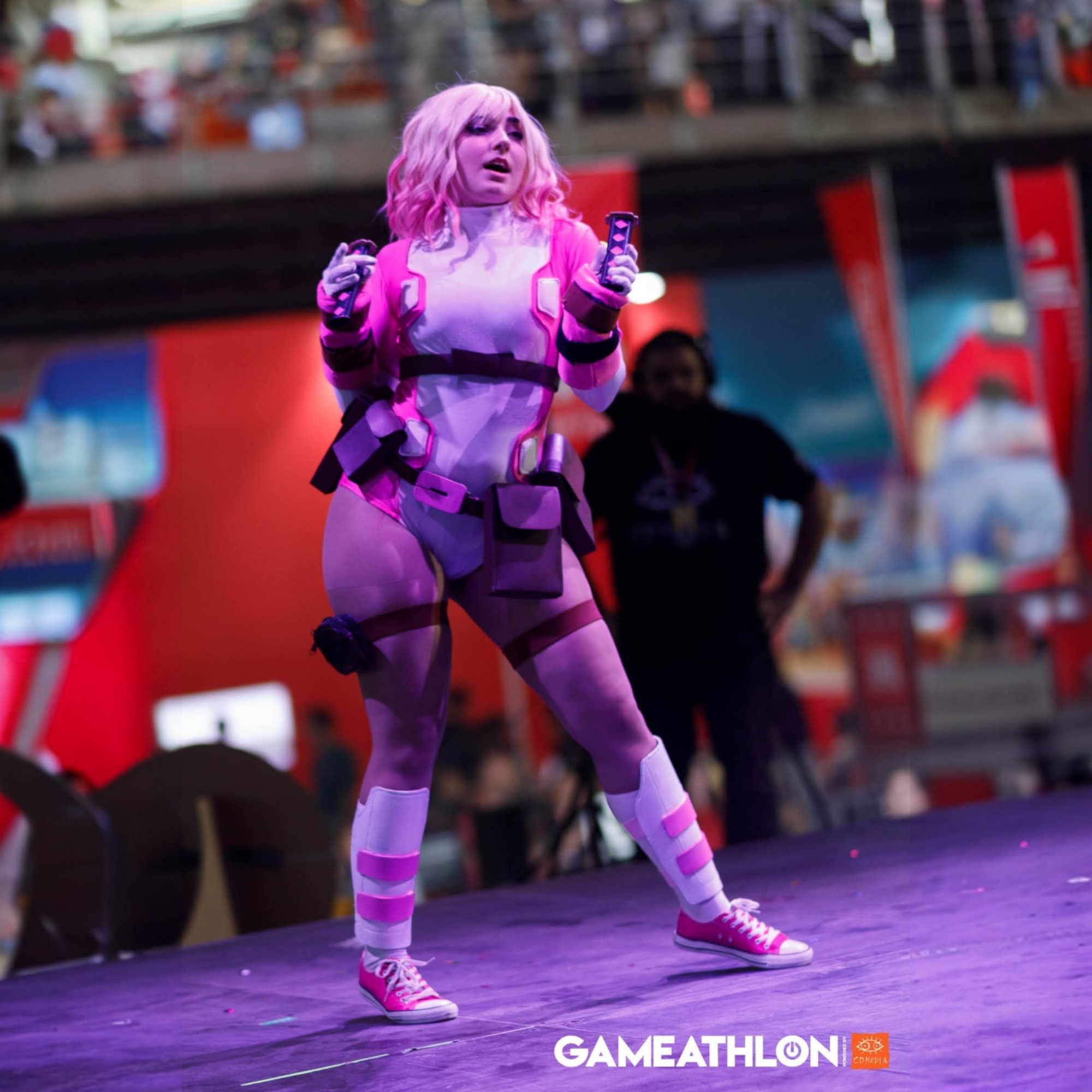 Gwenpool - Photo 1