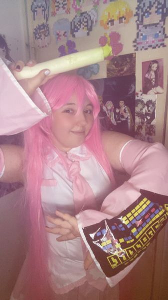 🎍nezuko_splay🎍 - Sakura miku 
