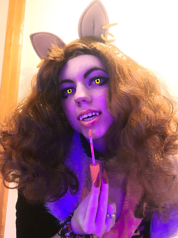 Clawdeen — photo 11