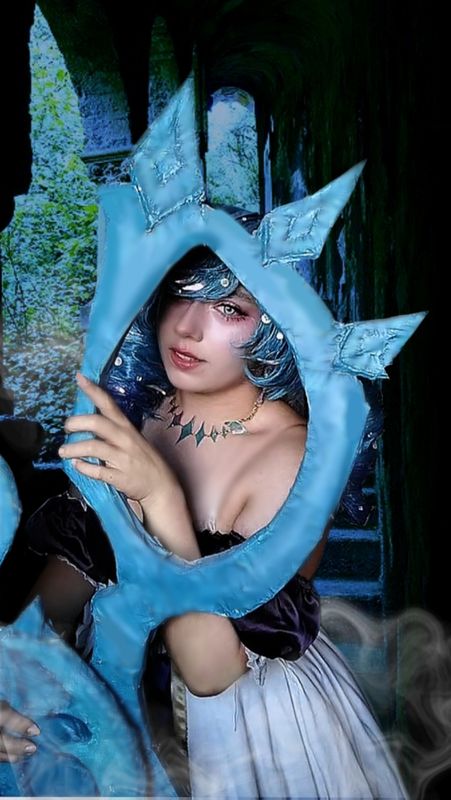 Hoshi_ – Gwen at home