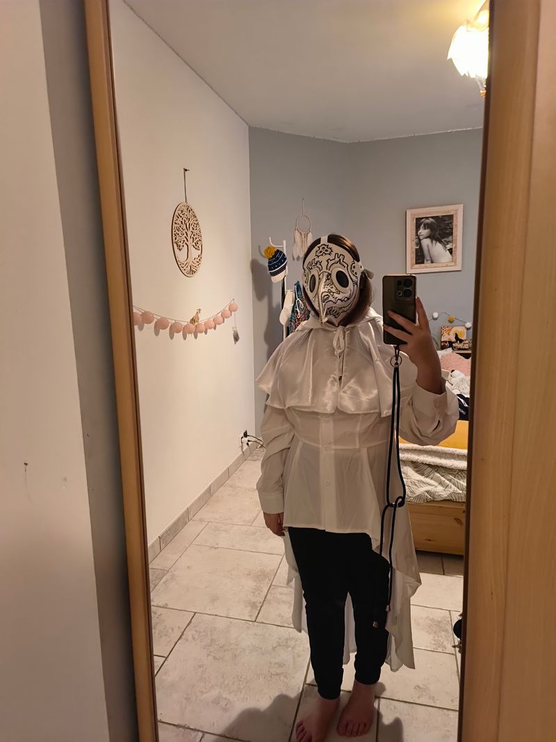 Mamie_manou – Shooting SCP 049